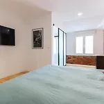 Duplex Deluxe * Lisbon
