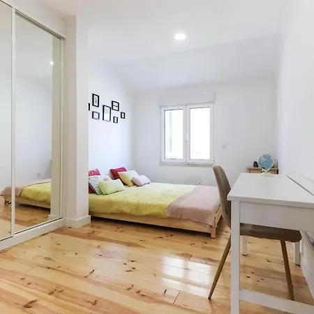 Duplex Deluxe * Lisbon